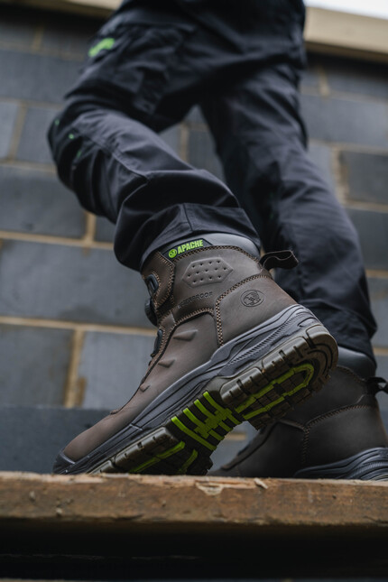 Apache Churchill Waterproof Boot 2