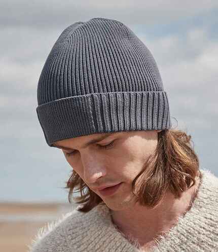 Beechfield Organic Cotton Engineered Patch Beanie 1
