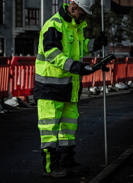 Beeswift Deltic Hi-Vis Jacket 3