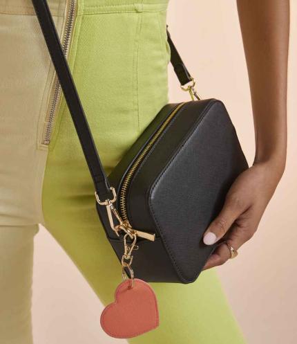 BagBase Boutique Heart Key Clip 1