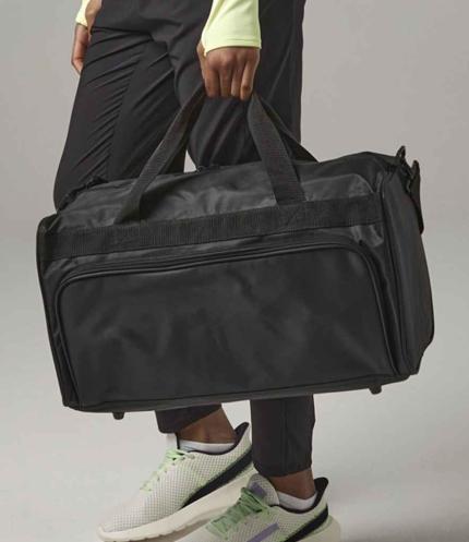Quadra Advertising Holdall 1