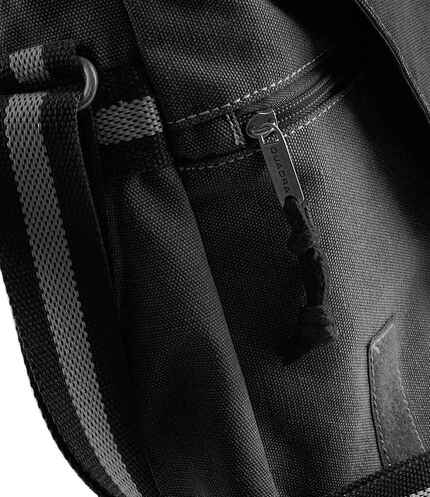 Quadra Vintage Canvas Despatch Bag 2