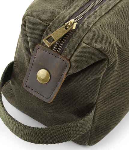 Quadra Heritage Waxed Canvas Wash Bag 1