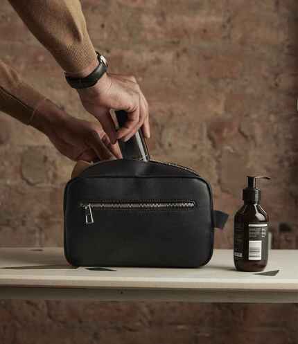 Quadra Tailored Luxe Wash Bag 1