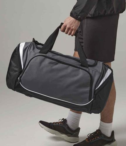 Quadra Pro Team Holdall 1
