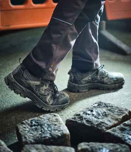 Regatta Safety Footwear Mudstone S1P Safety Trainers 1