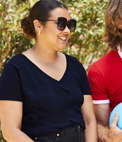 Fruit of the Loom Lady Fit Value V Neck T-Shirt 3